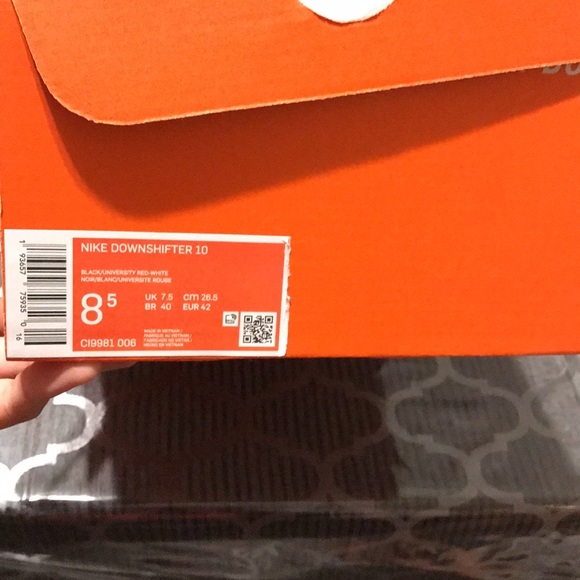 Nike running shoes - Picture 6 of 9